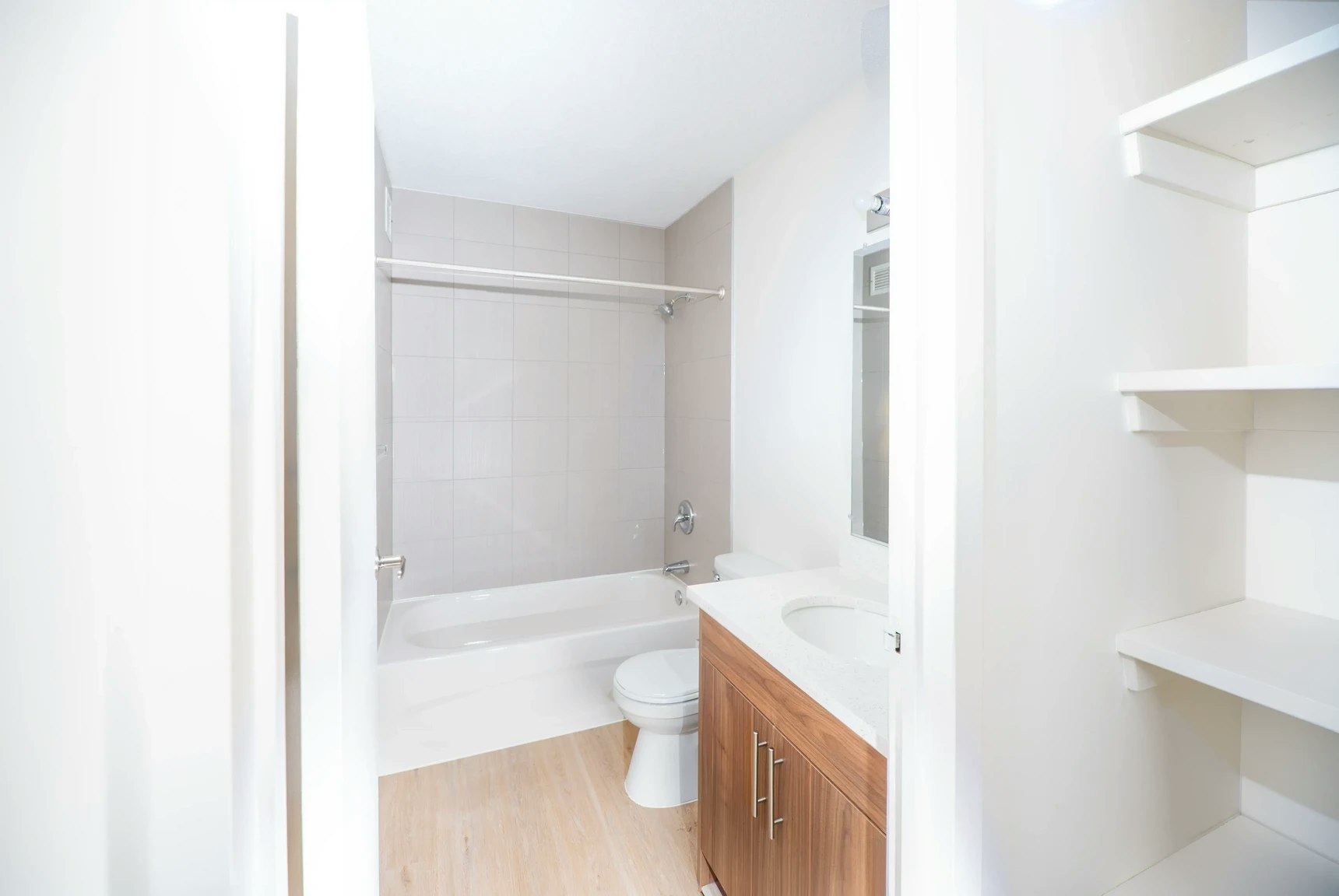 0429-2719 17 Avenue SW, Calgary, AB, T3E 6K5 - 22
