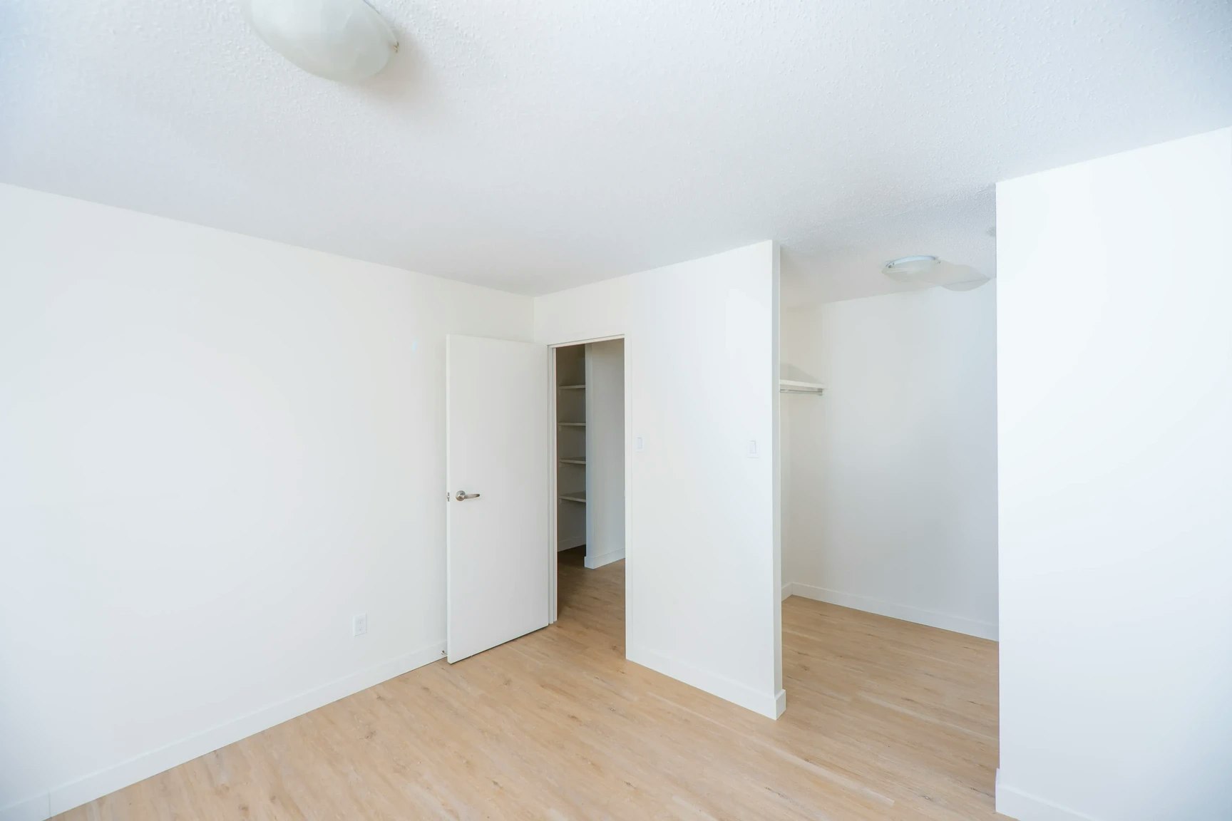 0429-2719 17 Avenue SW, Calgary, AB, T3E 6K5 - 21