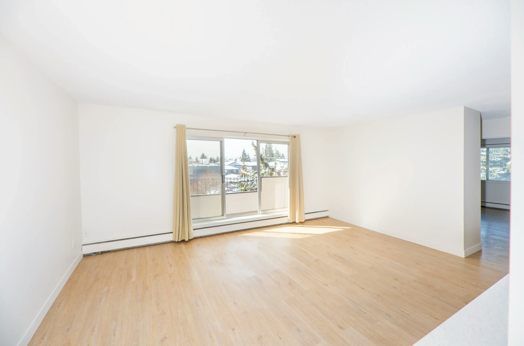 0429-2719 17 Avenue SW, Calgary, AB, T3E 6K5 - 17
