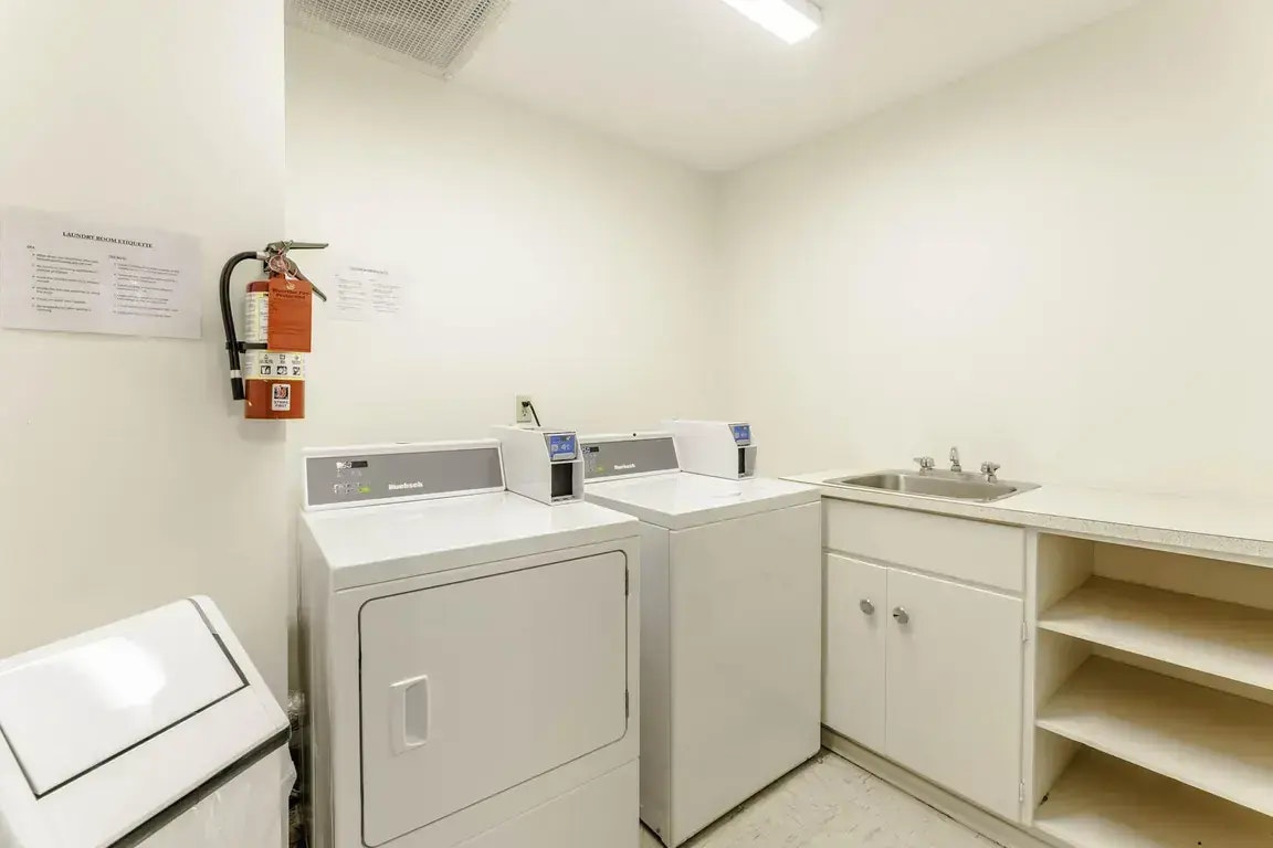 0429-2719 17 Avenue SW, Calgary, AB, T3E 6K5 - 55