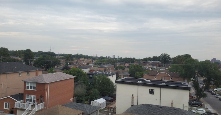 68 Cameron Avenue, Toronto, ON, M6M 1R2 - 2