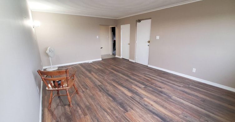 68 Cameron Avenue, Toronto, ON, M6M 1R2 - 6