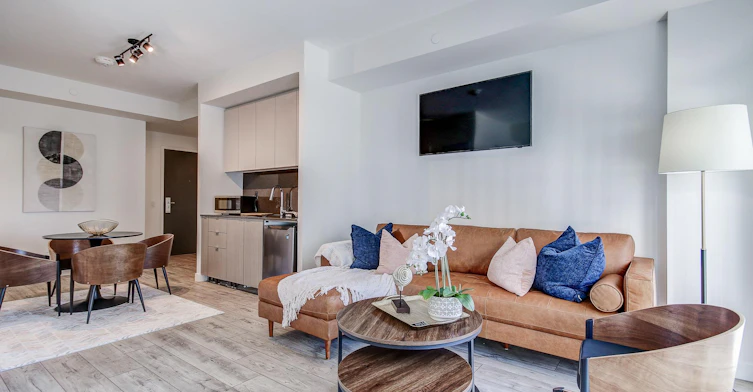 B0819-133 Bronte Road, Oakville, ON, L6L 0H2 - 17