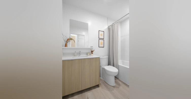 8420 Ash Street, Vancouver, BC, V6P 3K4 - 5
