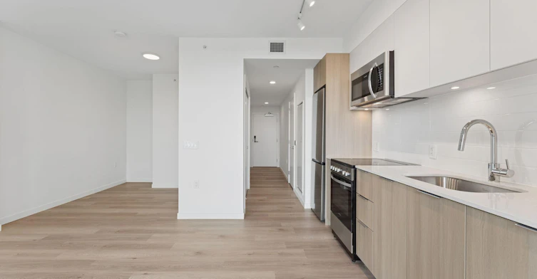 8420 Ash Street, Vancouver, BC, V6P 3K4 - 16
