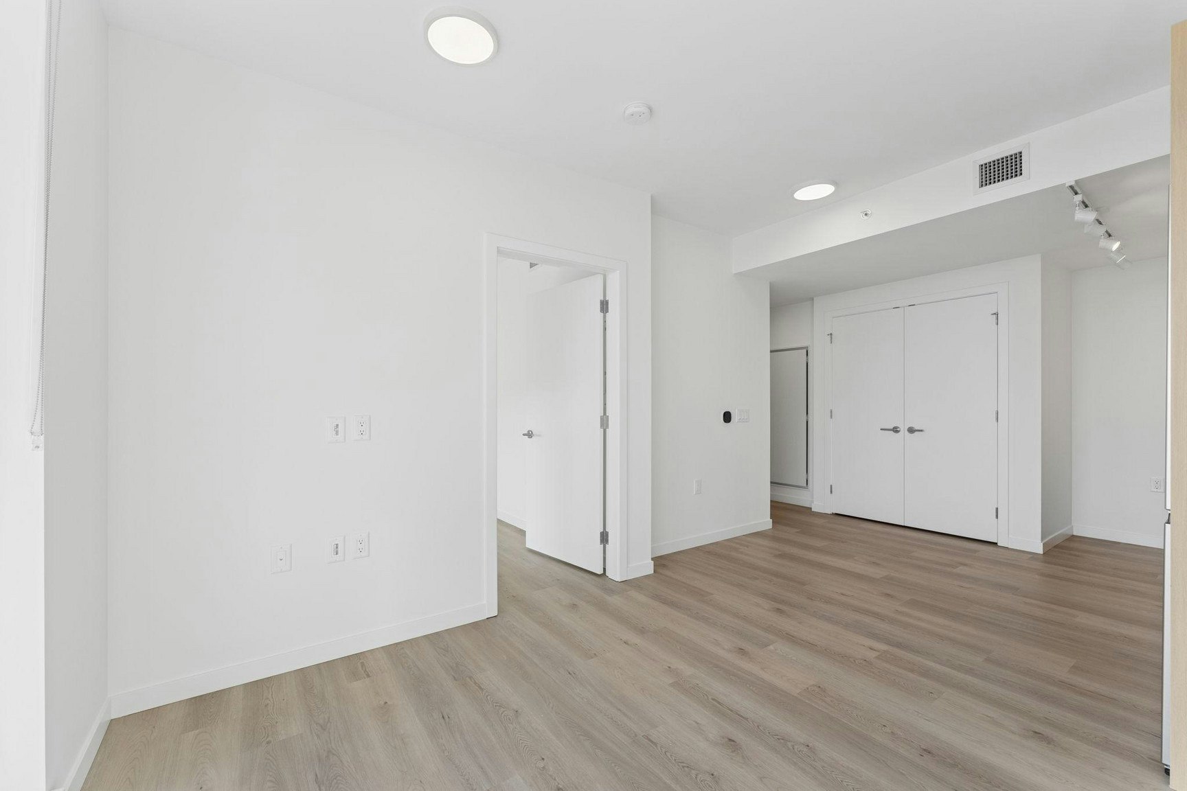 8420 Ash Street, Vancouver, BC, V6P 3K4 - 11