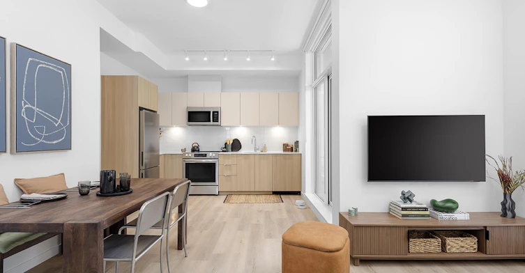 8420 Ash Street, Vancouver, BC, V6P 3K4
