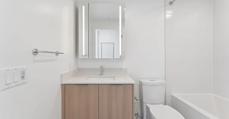 8420 Ash Street, Vancouver, BC, V6P 3K4 - 24