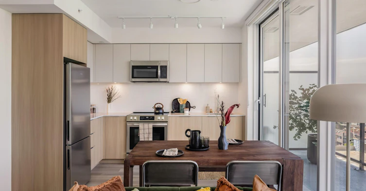 8420 Ash Street, Vancouver, BC, V6P 3K4