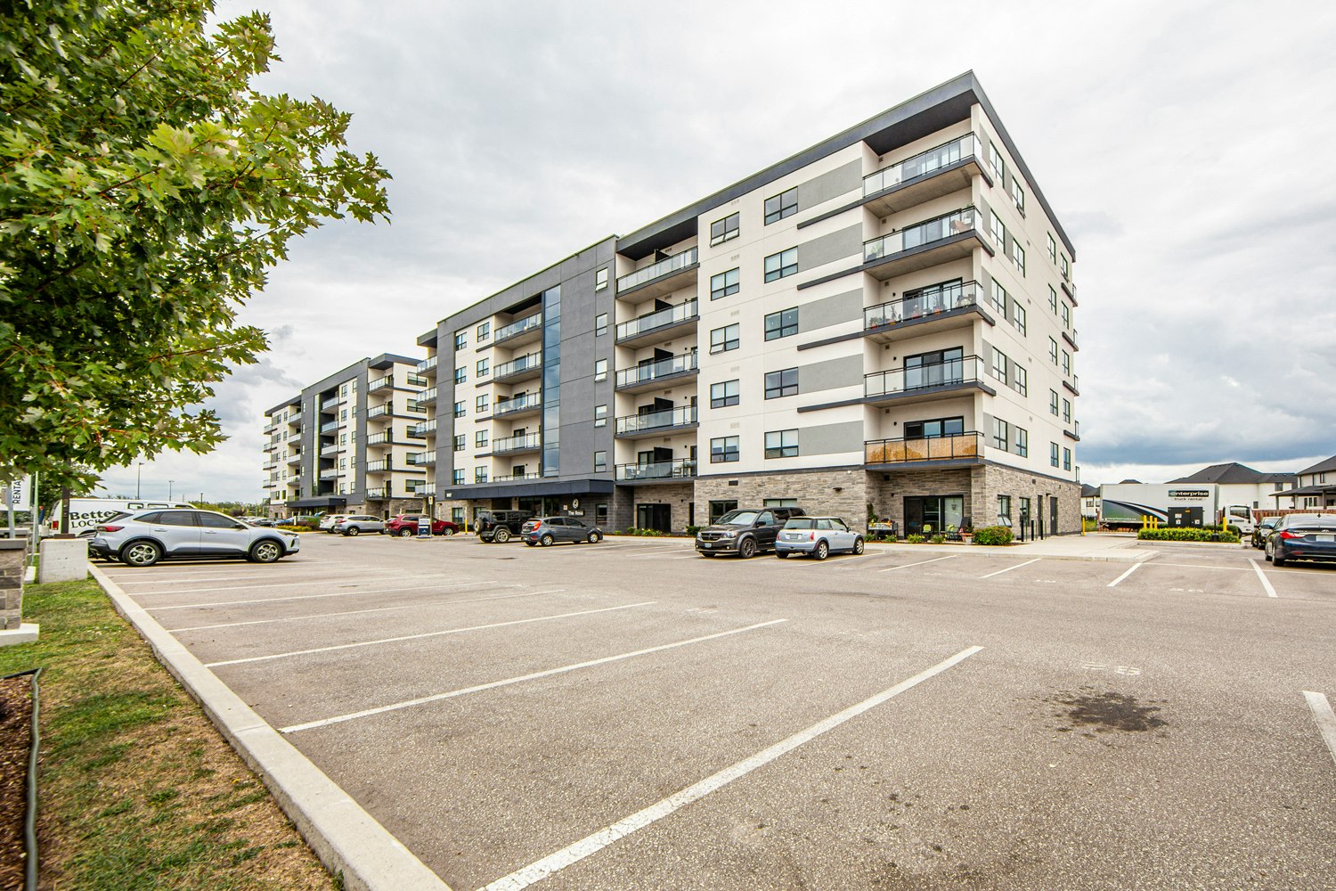 8675-404-8607 Mchugh Street, Windsor, ON, N8S 0B2 - 2