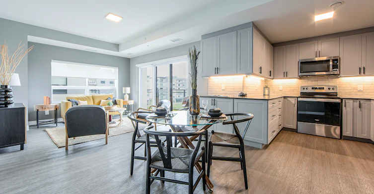 8675-404-8607 Mchugh Street, Windsor, ON, N8S 0B2 - 6