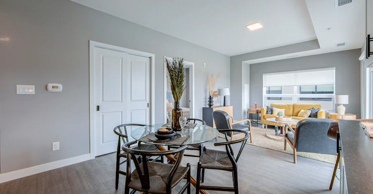 8675-404-8607 Mchugh Street, Windsor, ON, N8S 0B2 - 7