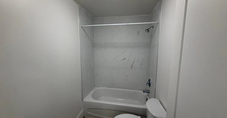 1252 Davenport Road, Toronto, ON, M6H 2G9 - 6