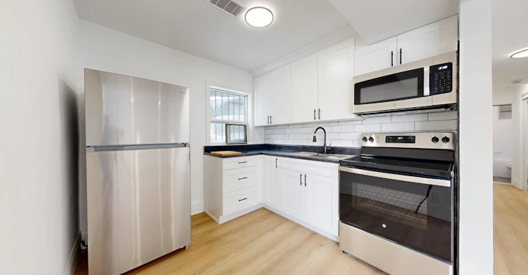 1252 Davenport Road, Toronto, ON, M6H 2G9 - 14