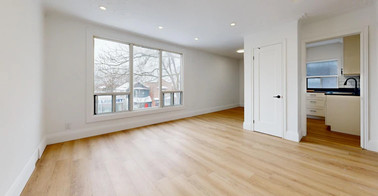 1252 Davenport Road, Toronto, ON, M6H 2G9 - 9