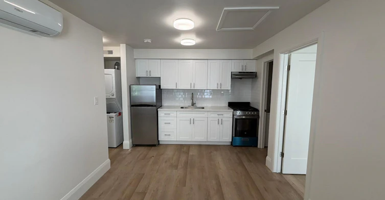 1252 Davenport Road, Toronto, ON, M6H 2G9 - 3