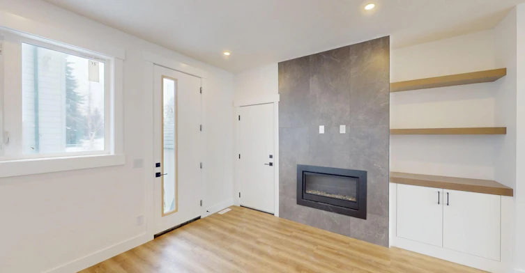 2202 35 Street Southwest, Calgary, AB, T3E 2X8 - 9