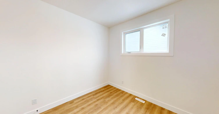 2202 35 Street Southwest, Calgary, AB, T3E 2X8 - 11