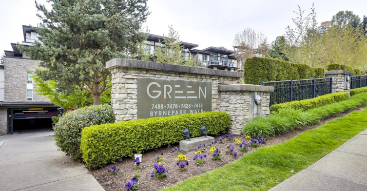 407-7478 Byrnepark Walk, Burnaby, BC, V3N 0B5