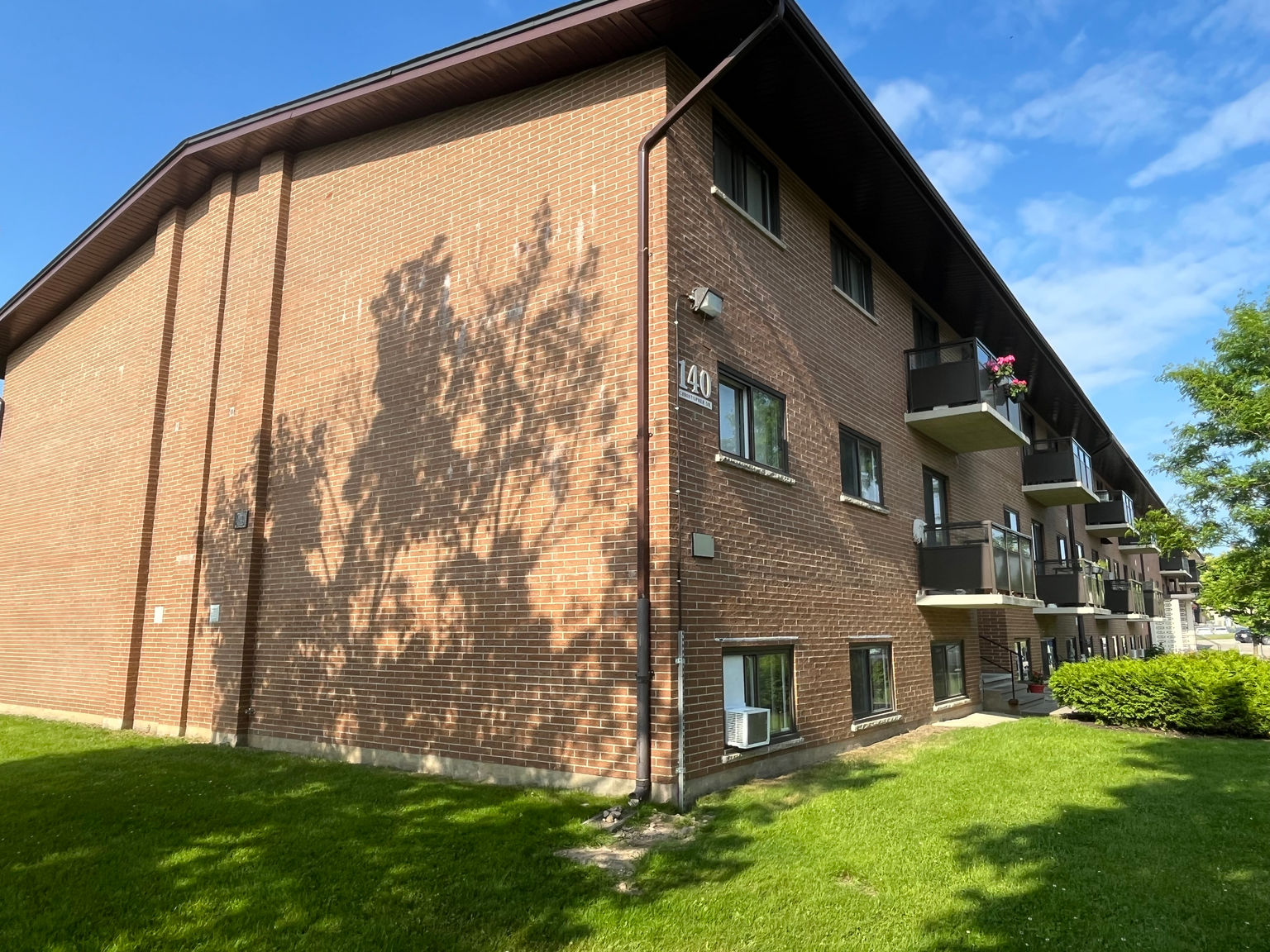 150-106-150 Christopher Drive, Cambridge, ON, N1R 4S4 - 14