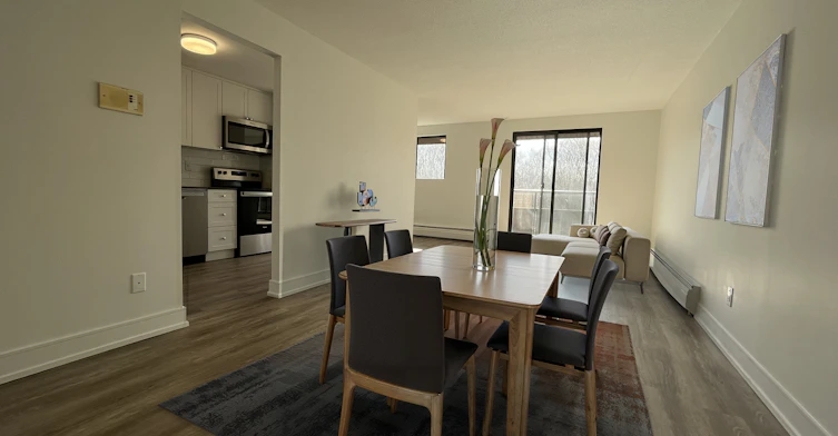 150-106-150 Christopher Drive, Cambridge, ON, N1R 4S4