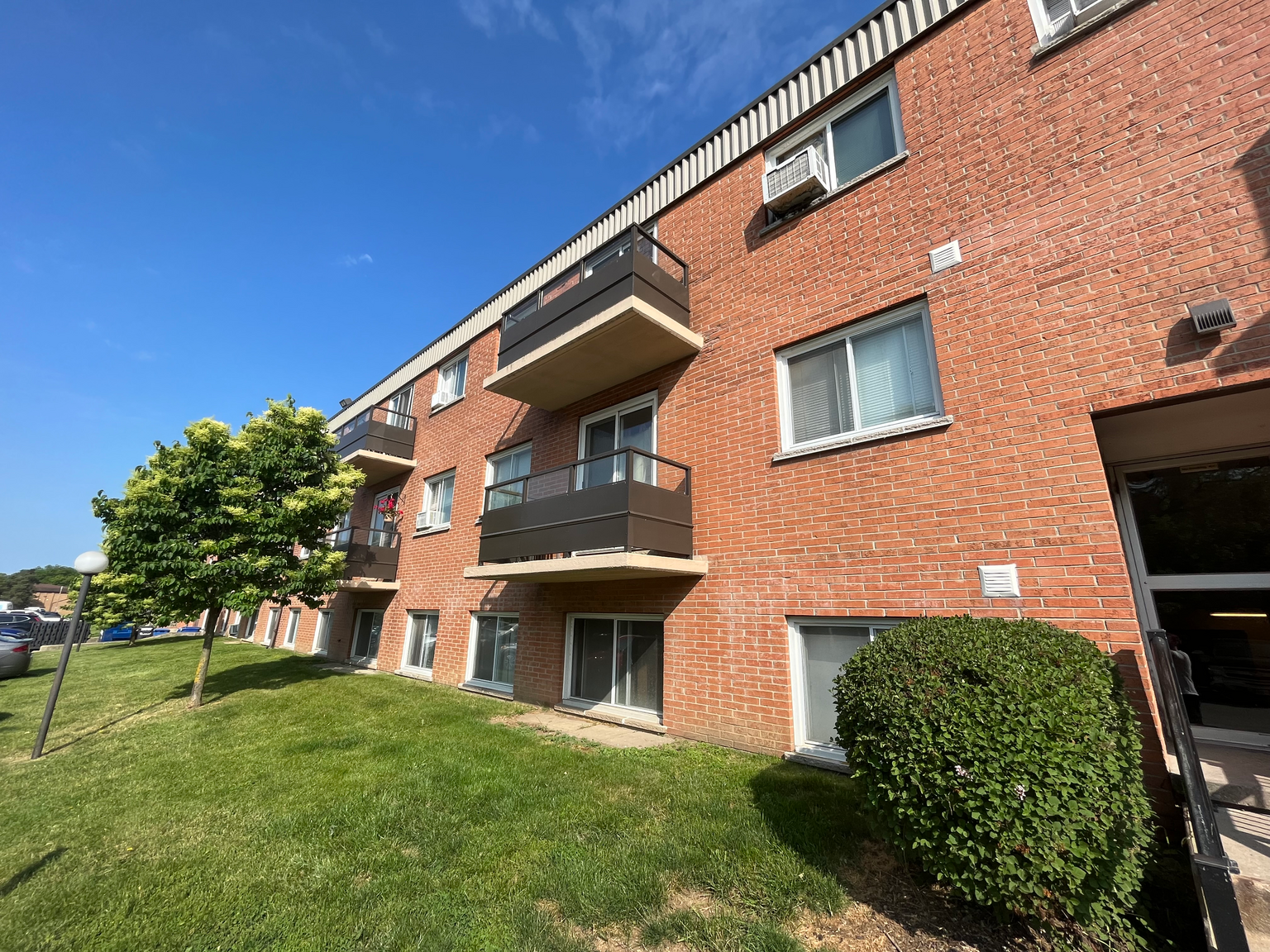215-110-139 Christopher Drive, Cambridge, ON, N1R 6V9 - 19