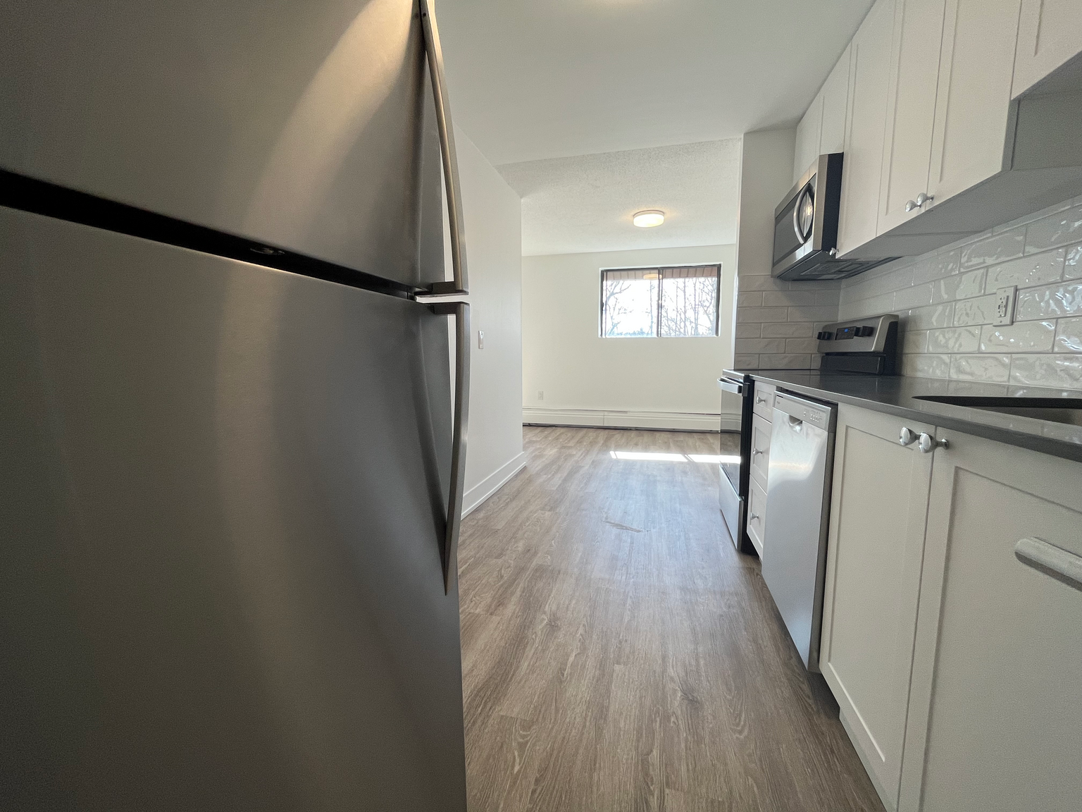 215-110-139 Christopher Drive, Cambridge, ON, N1R 6V9 - 3