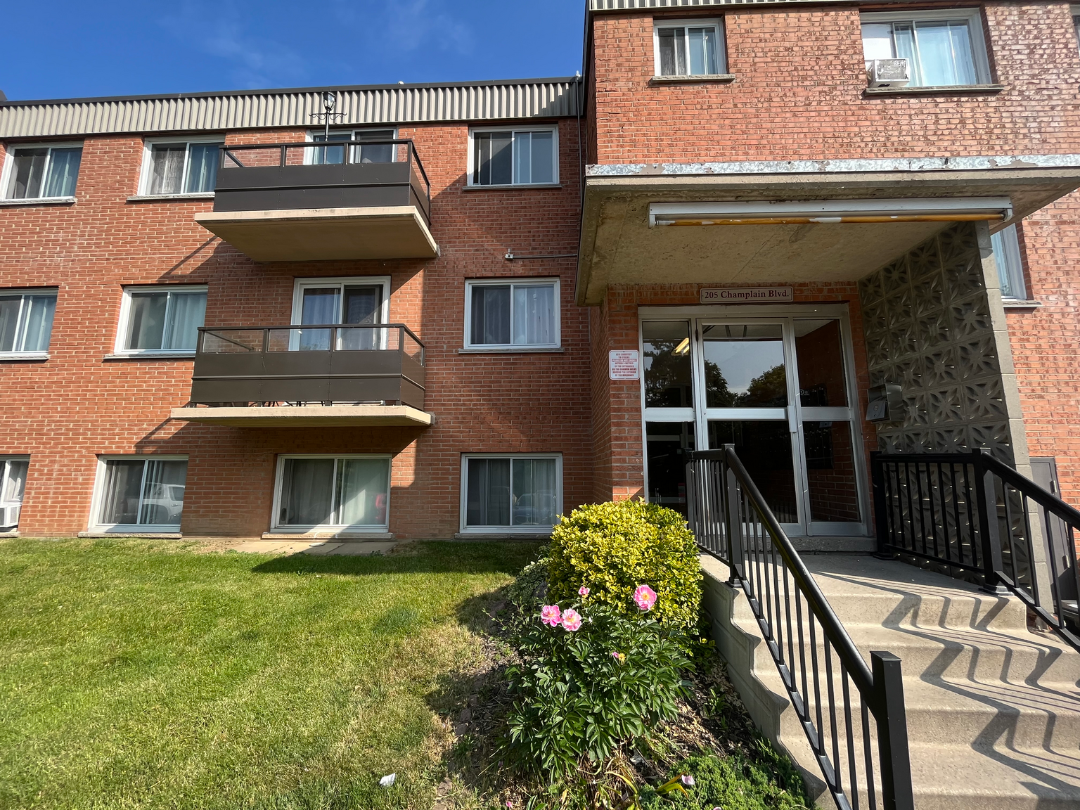 215-110-139 Christopher Drive, Cambridge, ON, N1R 6V9 - 17
