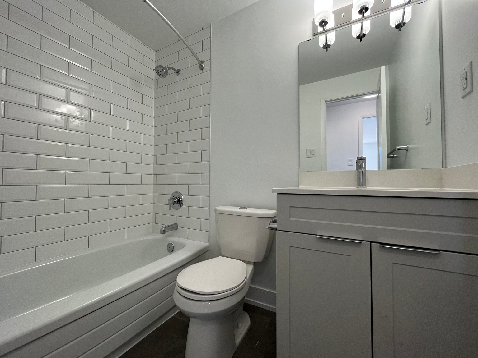 215-110-139 Christopher Drive, Cambridge, ON, N1R 6V9 - 12