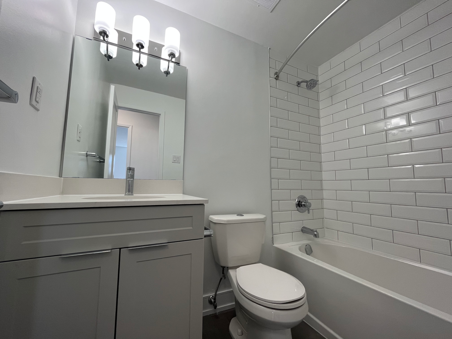 215-110-139 Christopher Drive, Cambridge, ON, N1R 6V9 - 11