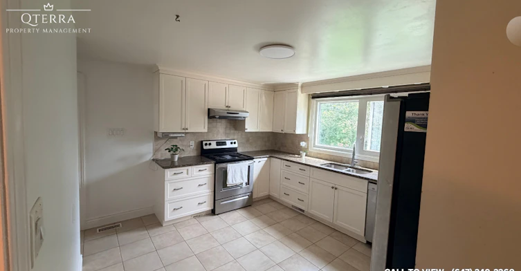 98-98 Canter Boulevard, Ottawa, ON, K2G 2M7 - 2