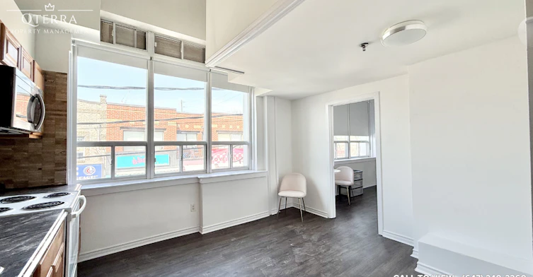 203-75 Kensington Avenue, Toronto, ON, M5T 2K2