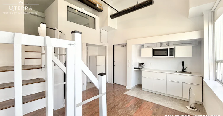204-75 Kensington Avenue, Toronto, ON, M5T 1L9 - 2