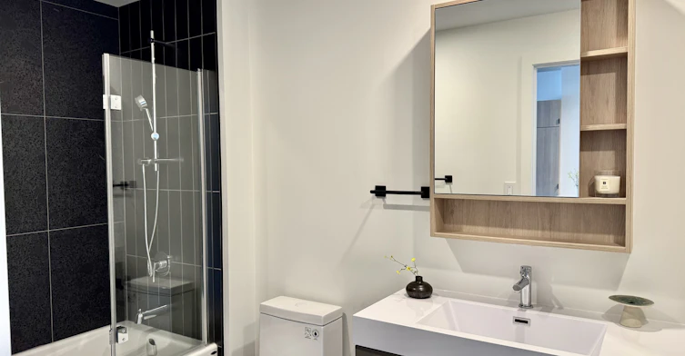 9450 Meilleur Rue, Montréal, QC, H2N 0E5 - 54