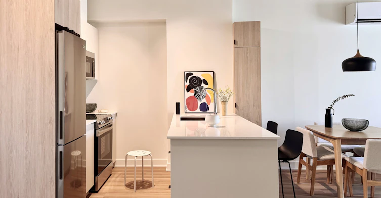 9450 Meilleur Rue, Montréal, QC, H2N 0E5 - 28