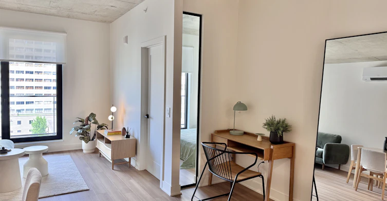 9450 Meilleur Rue, Montréal, QC, H2N 0E5 - 41