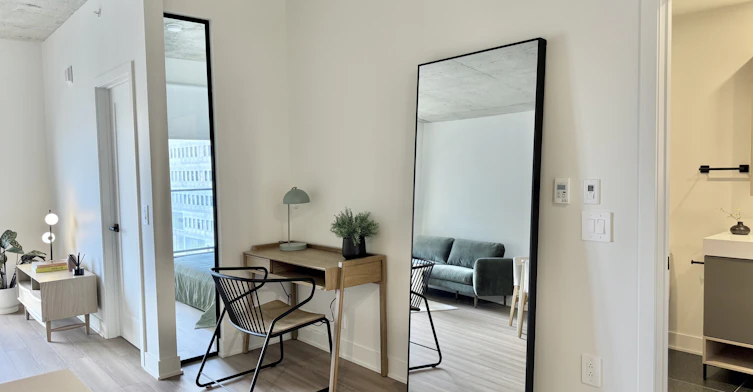 9450 Meilleur Rue, Montréal, QC, H2N 0E5 - 45