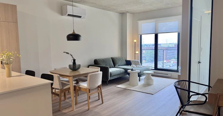 9450 Meilleur Rue, Montréal, QC, H2N 0E5 - 38