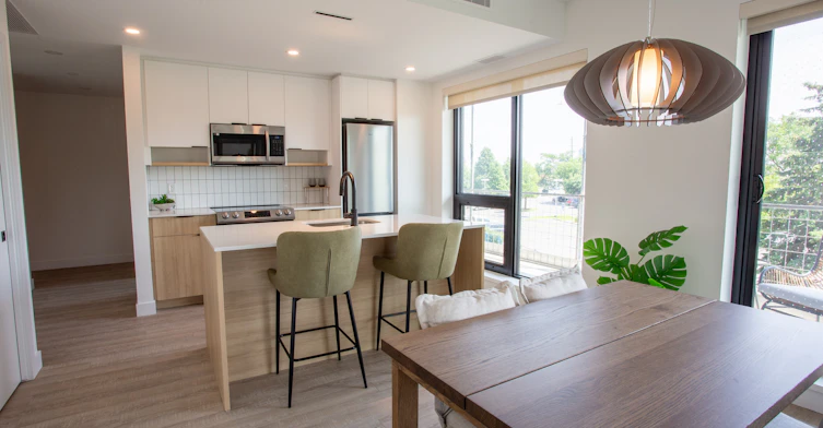 209-1250 Cummings Avenue, Ottawa, ON, K1J 0E1 - 2