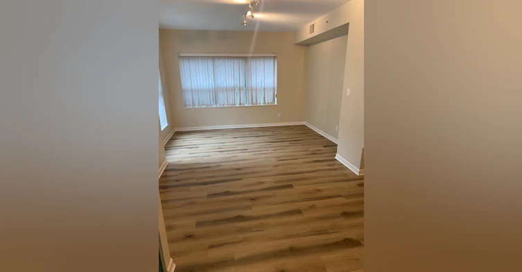 909 Burrard Street, Vancouver, BC, V6Z 2N2 - 2