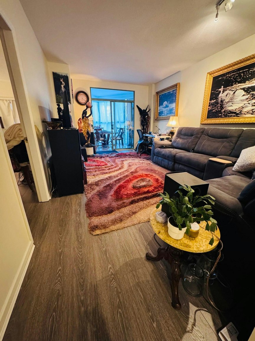 504-909 Burrard Street, Vancouver, BC, V6Z 2N2 - 11