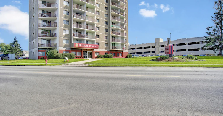 33 River Street, Prince Albert, SK, S6V 6C1 - 10