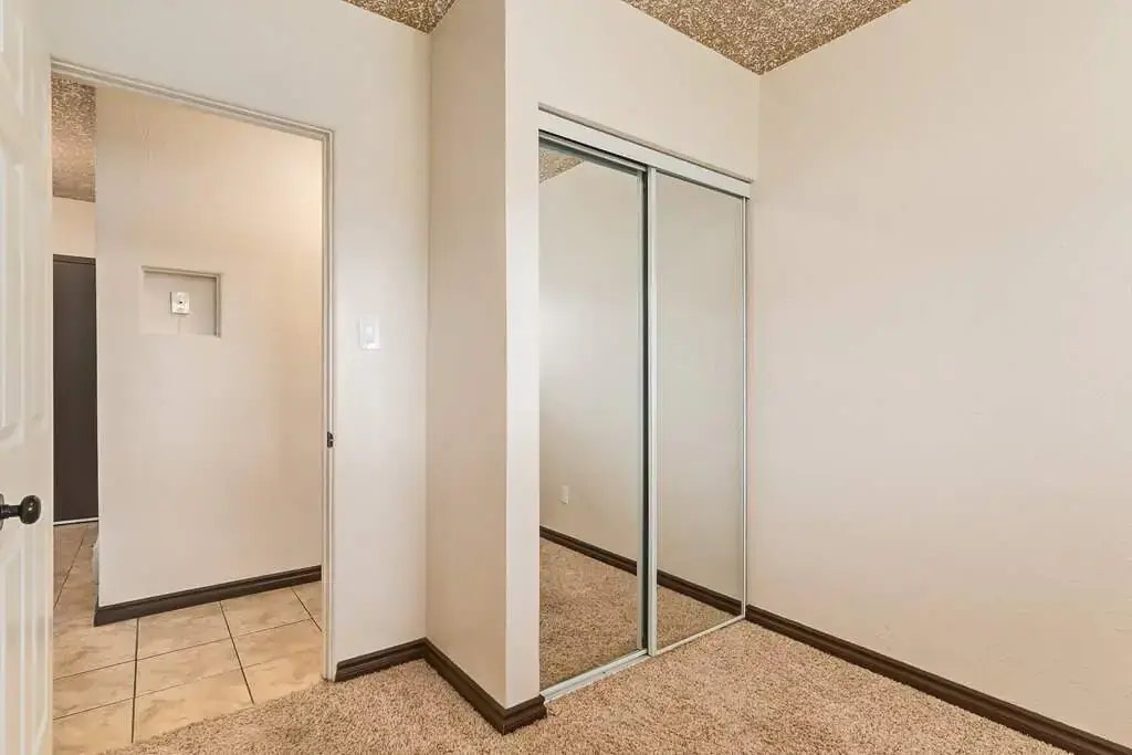 101-3920 50 Avenue, Red Deer, AB, T4N 3Z1 - 6
