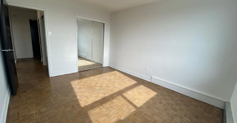 0102-66 Spadina Road, Toronto, ON, M5R 2T4 - 5