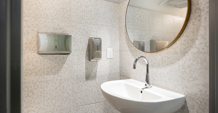 0102-66 Spadina Road, Toronto, ON, M5R 2T4 - 26