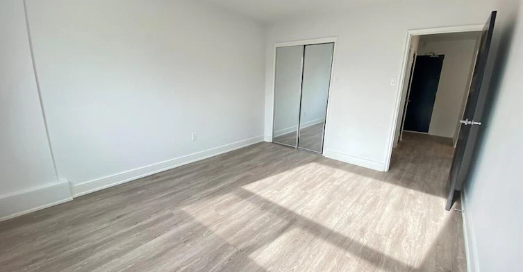0906-66 Spadina Road, Toronto, ON, M5R 2T4 - 6