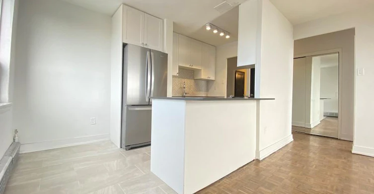 0906-66 Spadina Road, Toronto, ON, M5R 2T4 - 10