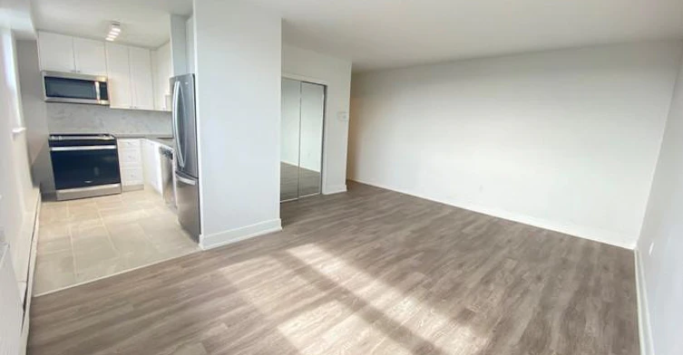 0906-66 Spadina Road, Toronto, ON, M5R 2T4 - 12