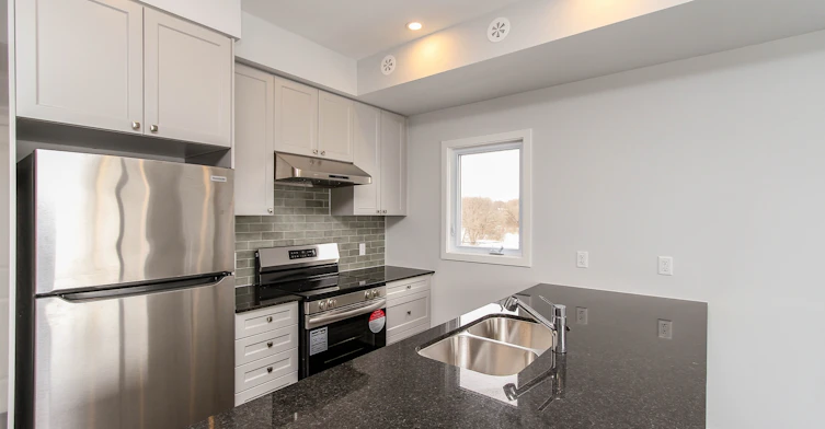 412 Mishi Private, Ottawa, ON, K1K 4E1 - 10