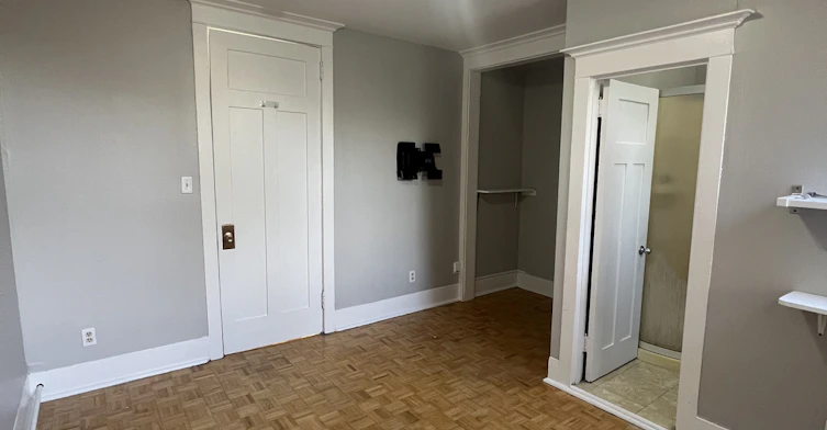 C-355 Elgin Street, Ottawa, ON, K2P 1M7 - 2